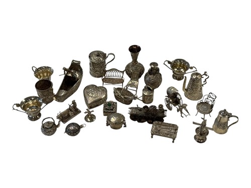 Lot 271 - A large collection of continental metalwares...