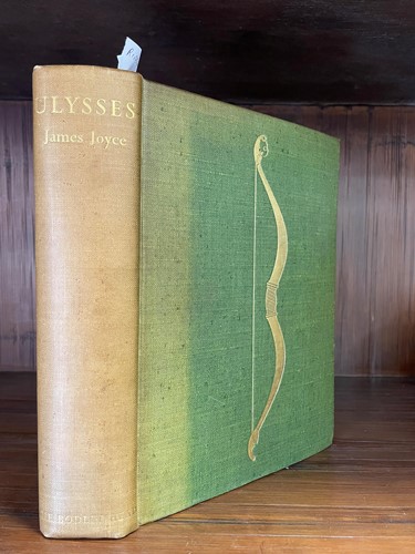 Lot 316 - JOYCE (James)