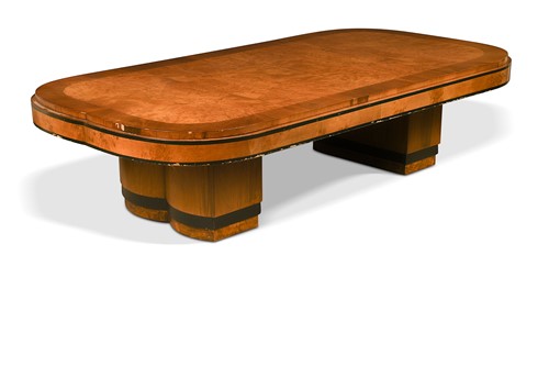 Lot 403 - A large Art Deco walnut coffee table