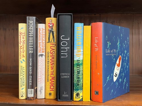 Lot 413 - Signed modern 1st editions.