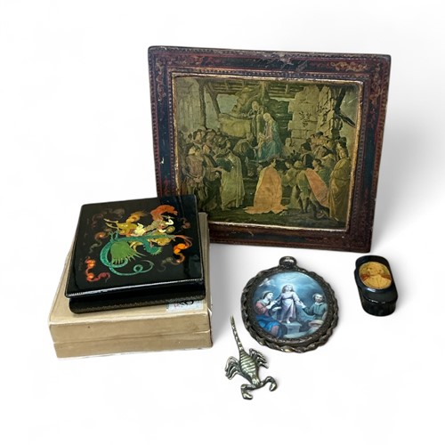 Lot 127 - Russian lacquer box painted with St George and...