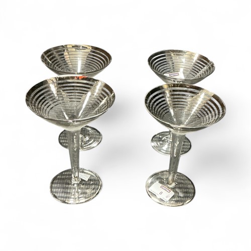 Lot 8 - A set of 4 Art Deco period deep stem champagne...