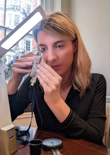 Lot 6 - A Jewellery Masterclass with Cheffins' Head of Jewellery, Fay Roach