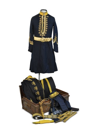 Lot The uniform of Lieutenant James Robert Gaussen (later Brigadier General CMG, CIE, DSO) of the 3rd Skinner’s Horse