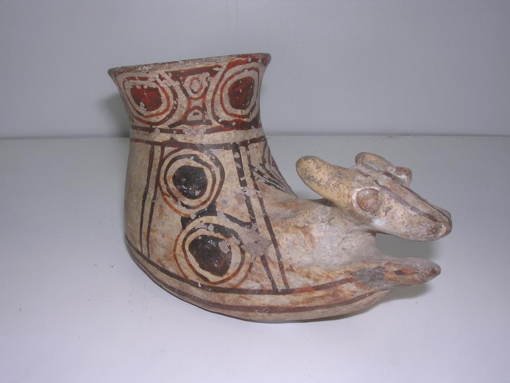 Lot 36 - A terracotta rhyton