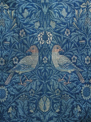 Lot 528 - William Morris, A Bird pattern tapestry hanging
