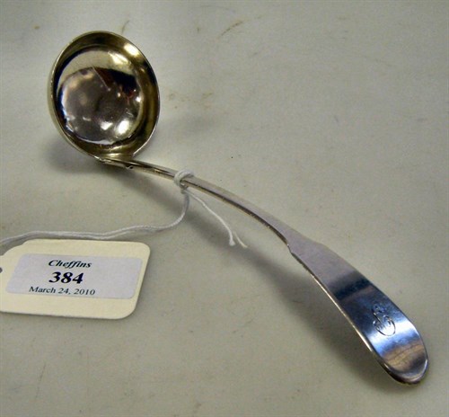 Lot 384 - A George IV Scottish silver fiddle pattern cream ladle