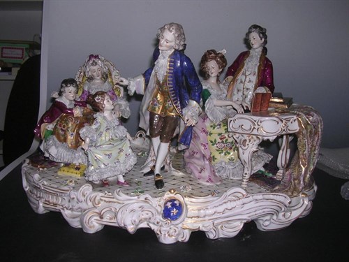 Lot 113 - An early 20th century Holzapfel and Greiner large porcelain group of the French Royal family
