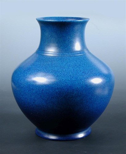 Lot 471 - A large Pillington's Royal Lancastrian vase