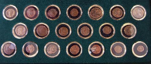 Lot 309 - A set of 20  Roman bronze coins