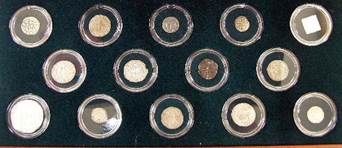 Lot 310 - A set of fourteen mediaeval silver coins