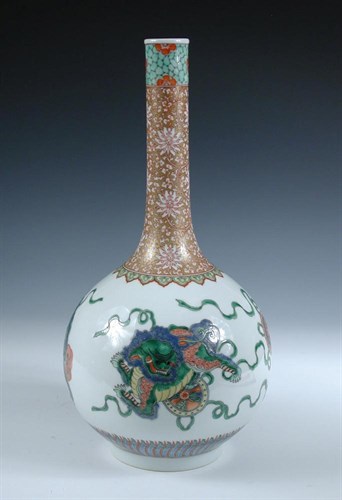 Lot 150 - A 20th century Chinese famille verte bottle vase