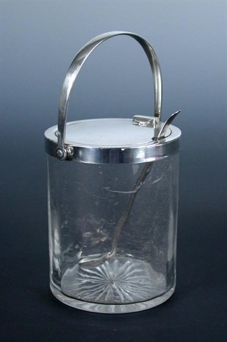 Lot 386 - A silver mounted marmalade jar