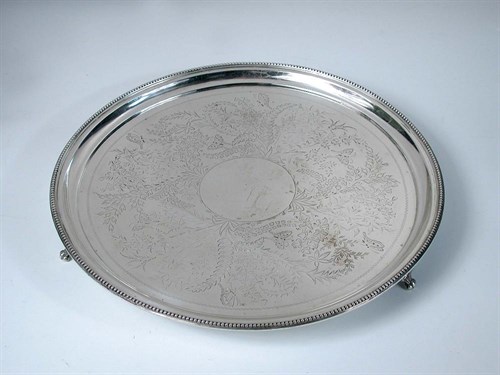 Lot 433 - A Victorian silver salver