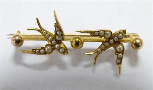 Lot 209 - A Victorian blade brooch