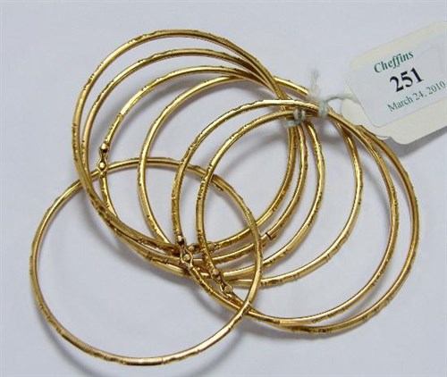 Lot 251 - Seven Chinese bangles