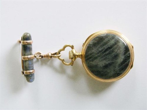 Lot 300 - A Continental 18ct gold open faced keyless fob watch