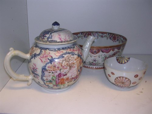 Lot 179 - A Chinese mandarin palette tea pot an export bowl and another in Kakiemon style