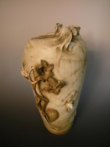 Lot 481 - An Amphora Art Nouveau vase