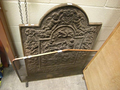 Lot 143 - Fire back and Spark guard