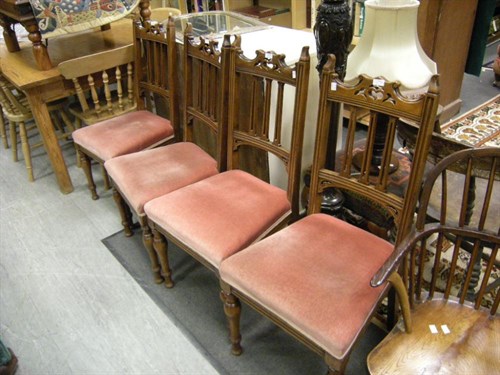 Lot 101 - Four dining chairs