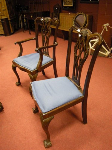 Lot 155 - Six hepplewhite style dining chairs