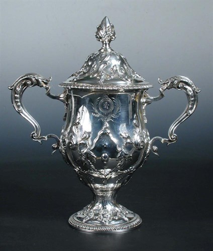 Lot 385 - A George III silver cup and cover