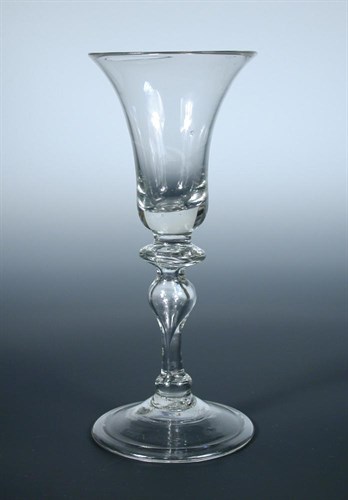 Lot 90 - An early 18th century wine glass