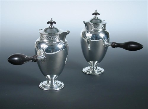 Lot 261 - An Edwardian silver cafe au lait set