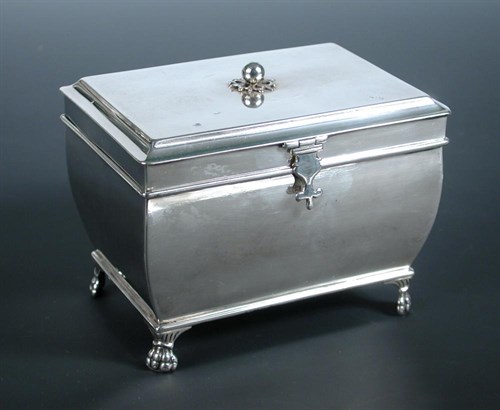Lot 240 - A small silver casket tea caddy