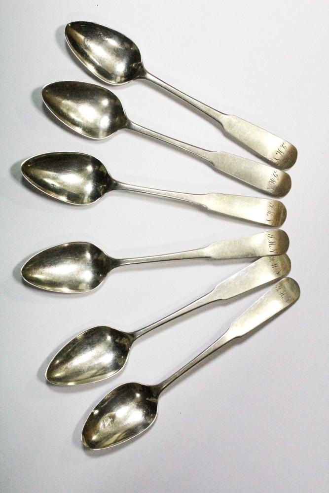 Lot 321 - A set of six Scottish Provincial fiddle