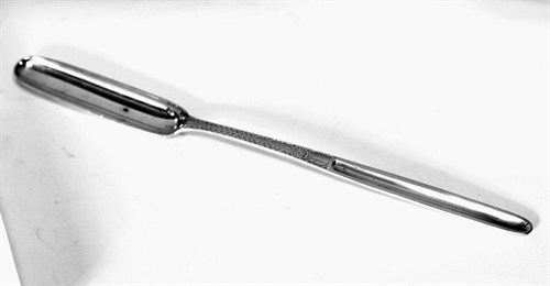 Lot 264 - A George III silver marrow scoop with bright cut stem