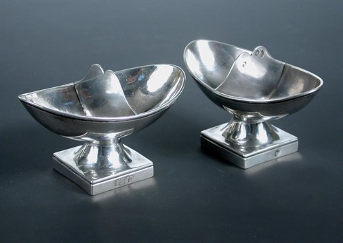 Lot 230 - A pair of 19th century Italian silver salts