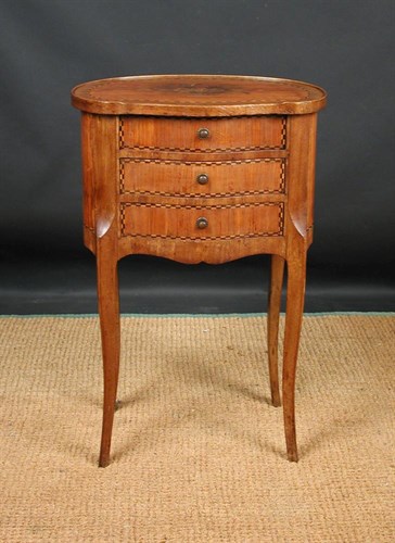 Lot 739 - A French transitional style mahogany petit commode, 20th century