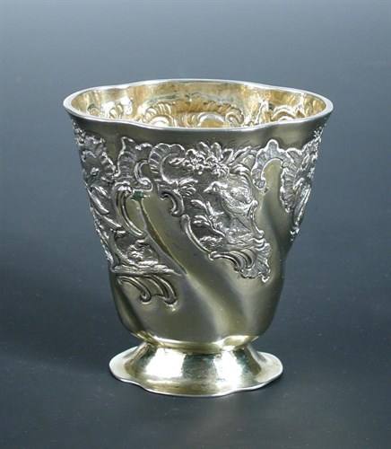 Lot 224 - A Mid 18th century German parcel gilt silver beaker