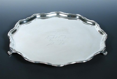 Lot 392 - A silver salver