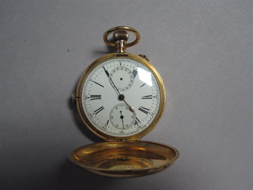 Lot 206 - Swiss gold full hunter cased keyless recording chronograph pocket watch