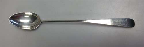 Lot 393 - A George III Scottish gravy spoon