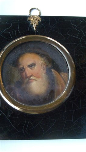 Lot 568 - A late 18th/early 19th century portrait miniature