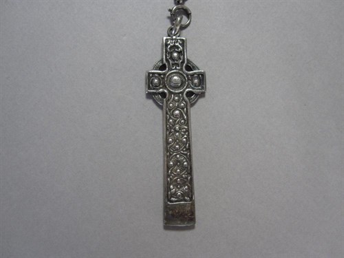Lot 175 - A silver Celtic cross pendant by Alexander Ritchie of Iona