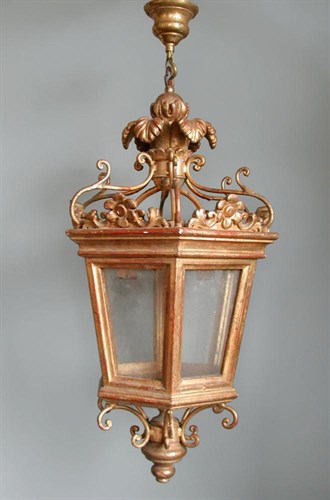 Lot 678 - A 20th century Italian giltwood lantern