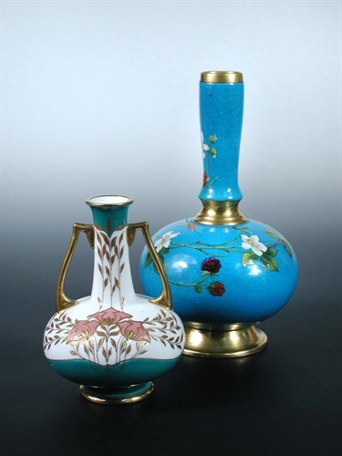 Lot 24 - A Minton 'Cloisonne' bottle vase, date code...