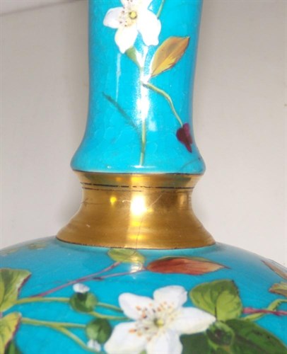 Lot 24 - A Minton 'Cloisonne' bottle vase, date code...
