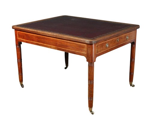 Lot 900 - A George IV mahogany writing table