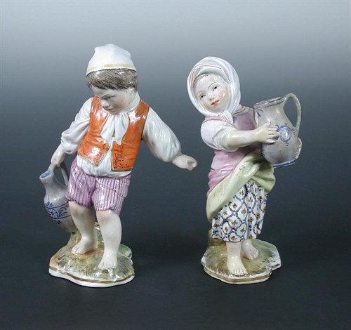 Lot 52 - A pair of 19th century Hochst Damm figures of...
