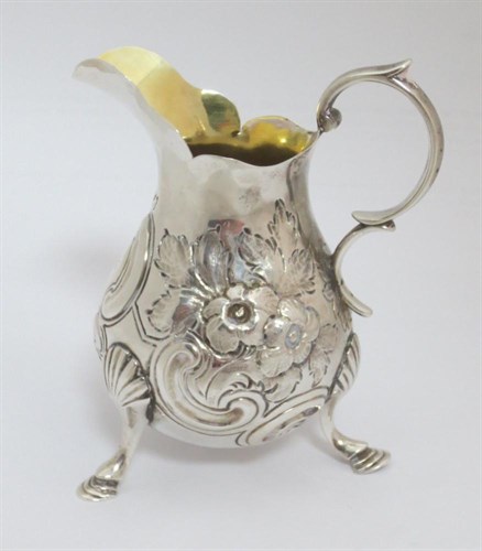 Lot 306 - A Victorian silver cream jug