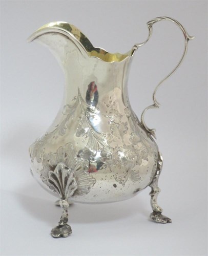 Lot 326 - A Victorian silver cream jug