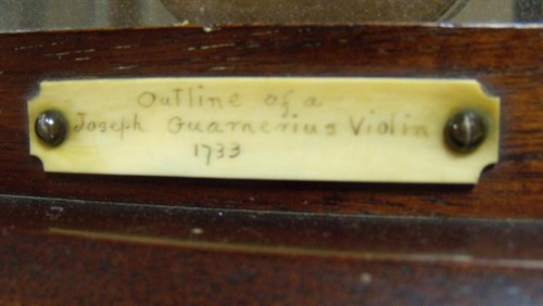 Lot 652 - A miniature violin by Edwin Moss of Romford, dated 1932