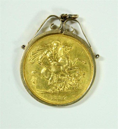 Lot 280 - A Victorian gold two pound coin