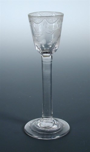 Lot 85 - An 18th century cordial glass